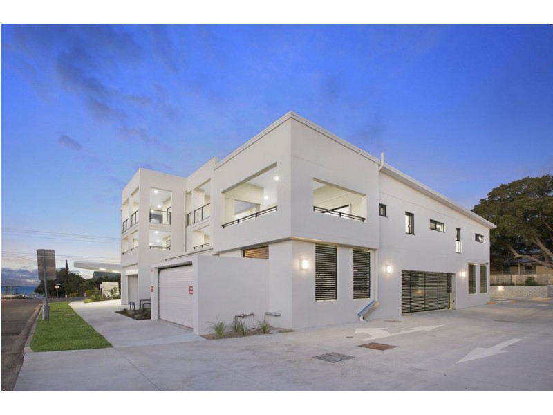 72 Pine Street, Wynnum QLD 4178