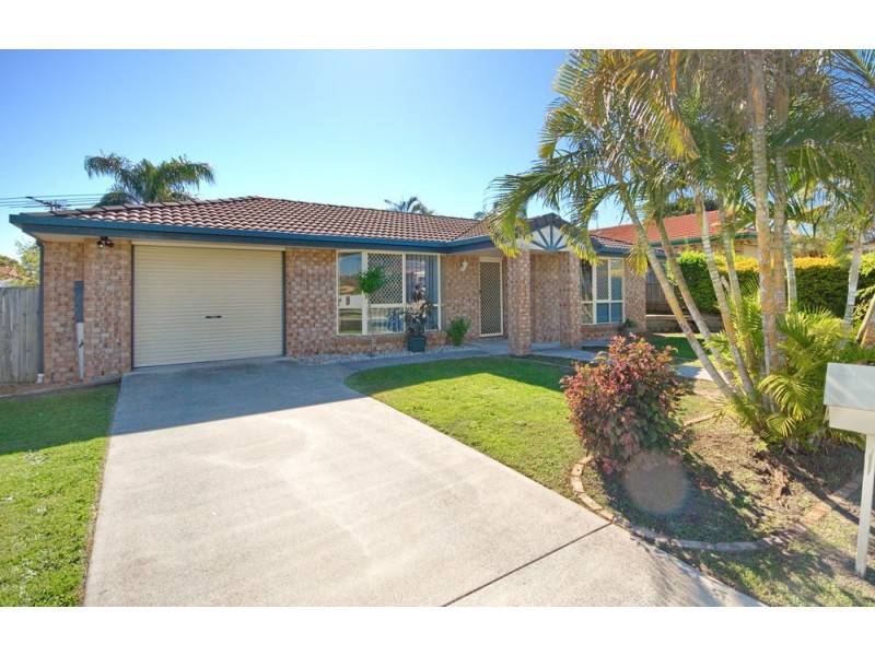 11 Poinciana Street, Wynnum West QLD 4178