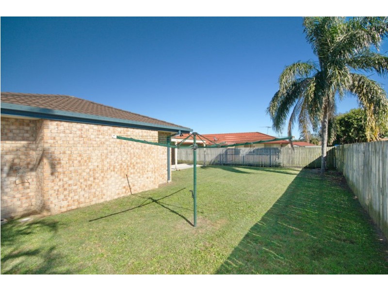 11 Poinciana Street, Wynnum West QLD 4178