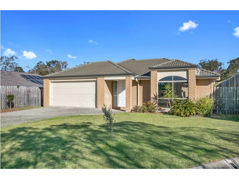 4 Brighton Ct, Wakerley QLD 4154