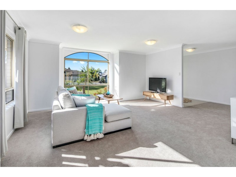 4 Brighton Ct, Wakerley QLD 4154