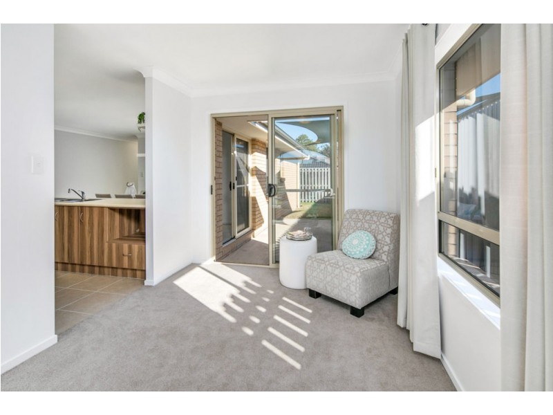 4 Brighton Ct, Wakerley QLD 4154