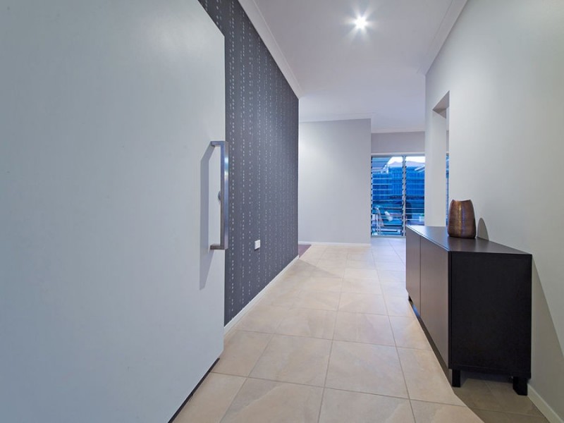 22 Franklin Street, Wakerley QLD 4154