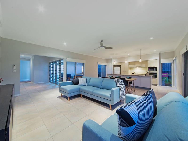 22 Franklin Street, Wakerley QLD 4154