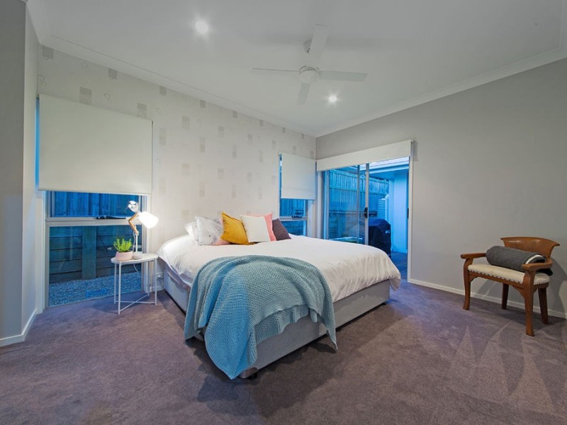 22 Franklin Street, Wakerley QLD 4154