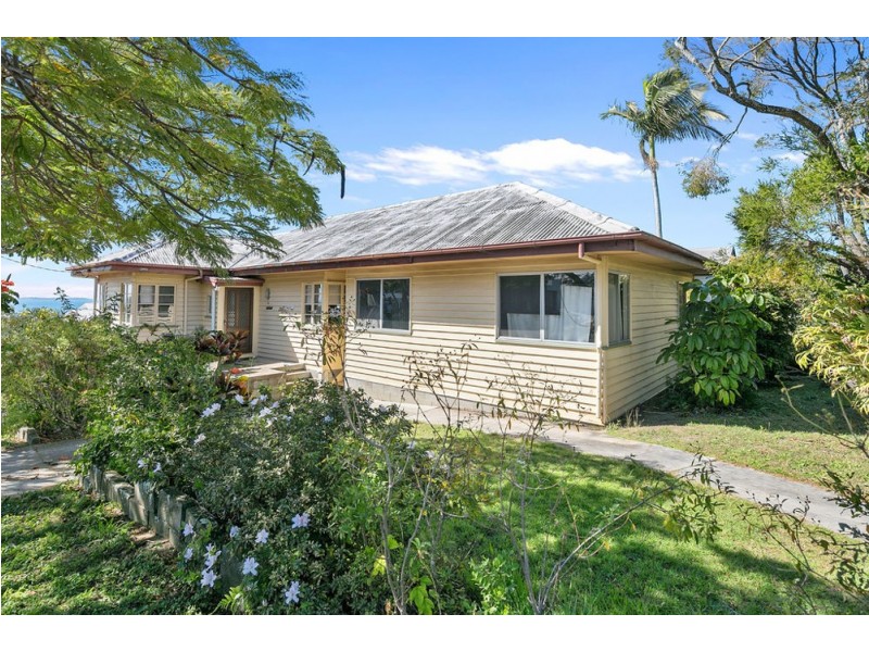 96 Carlton Terrace, Manly QLD 4179
