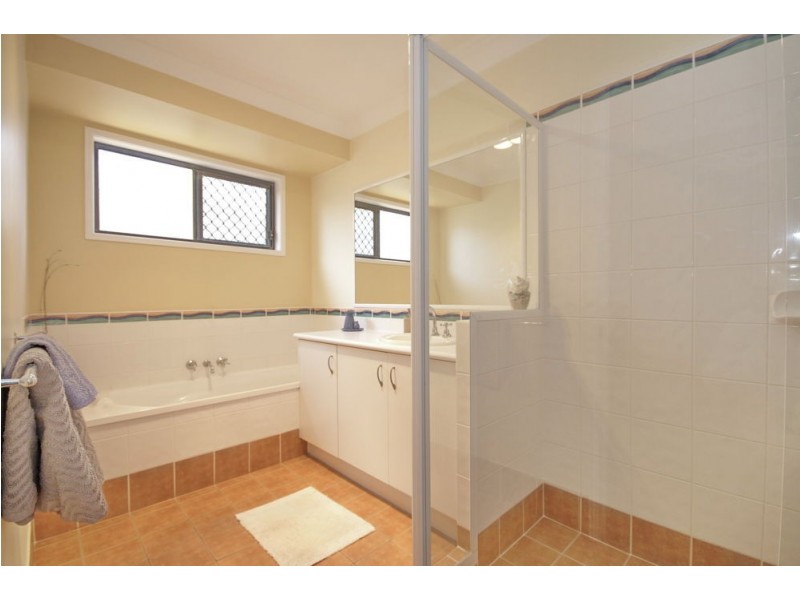 75 Hargreaves Road, Manly West QLD 4179