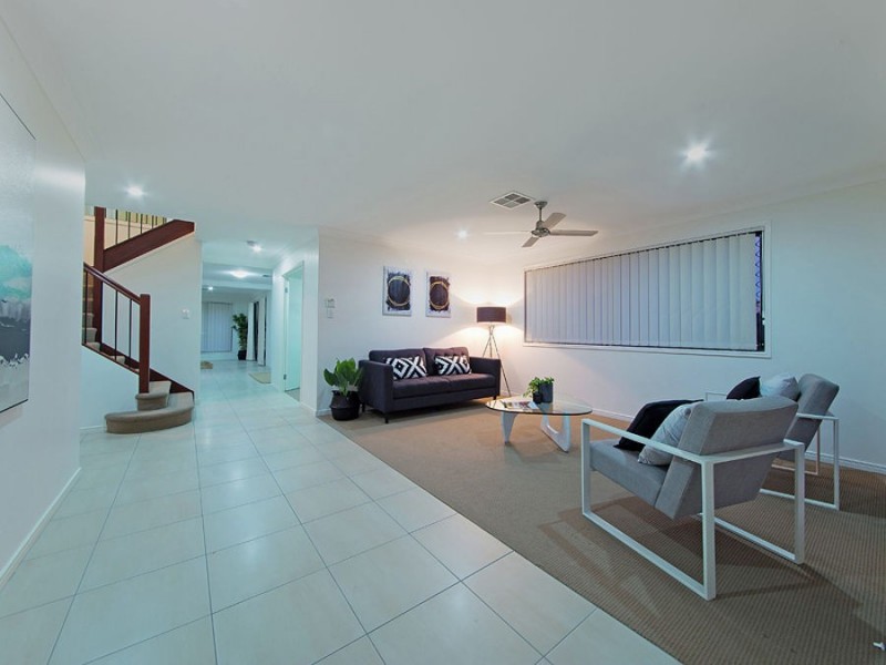 9 Higgs Circuit, Wynnum West QLD 4178
