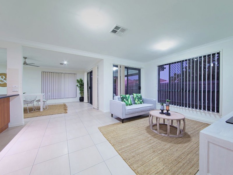 9 Higgs Circuit, Wynnum West QLD 4178