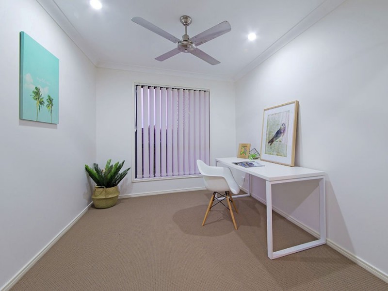 9 Higgs Circuit, Wynnum West QLD 4178