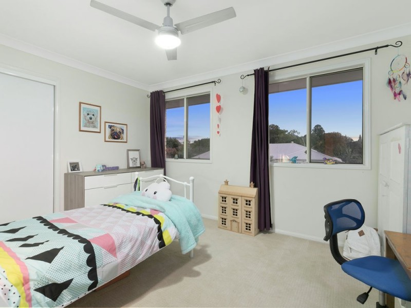 3 Figtree Place, Wakerley QLD 4154