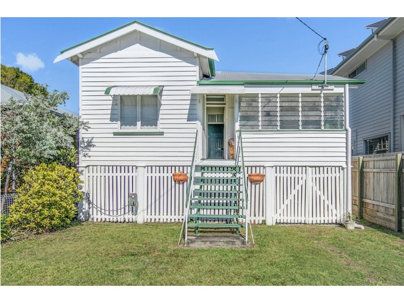 25 Grattan Terrace, Wynnum QLD 4178