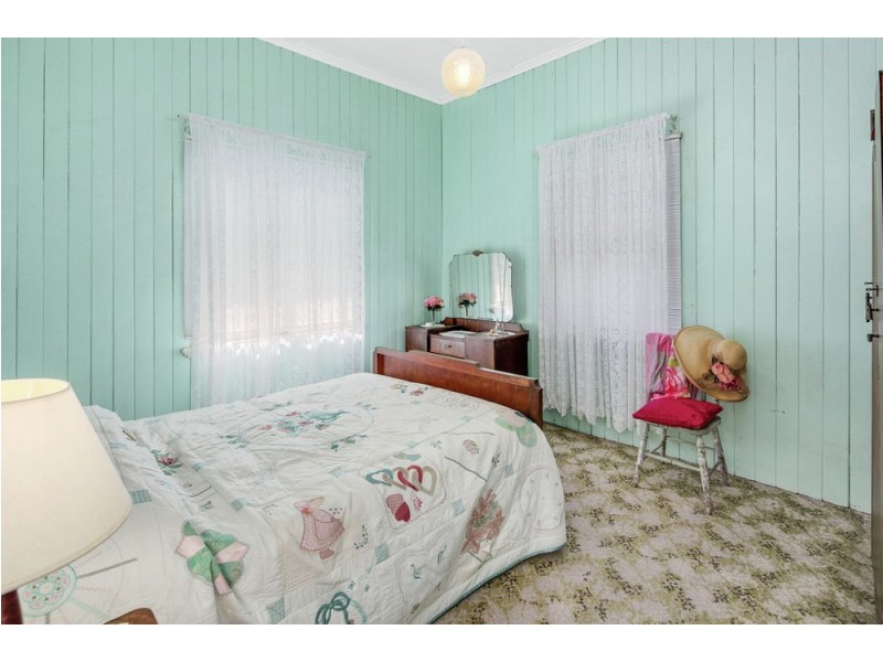 25 Grattan Terrace, Wynnum QLD 4178