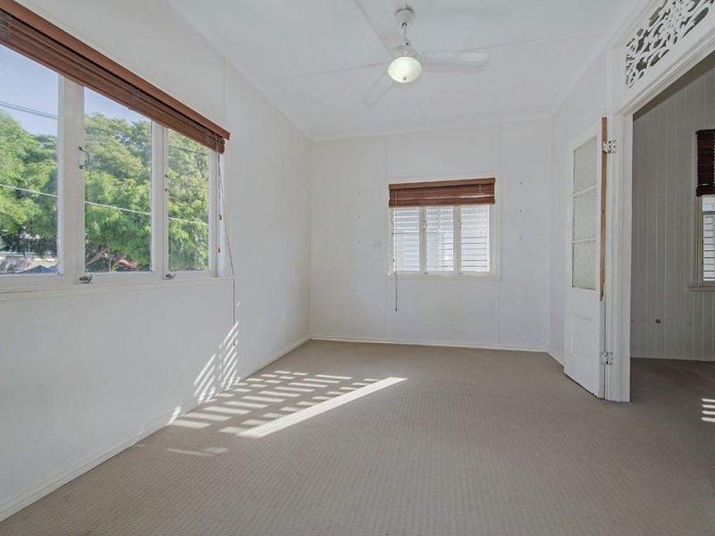 18 Bay Terrace, Wynnum QLD 4178