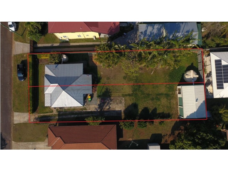24 Foch Street, Wynnum West QLD 4178