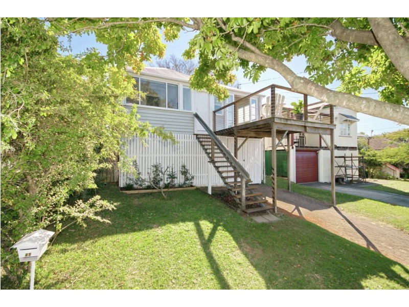 45 Wassell Street, Wynnum QLD 4178