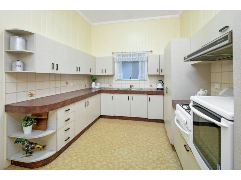 4 Grattan Terrace, Wynnum QLD 4178