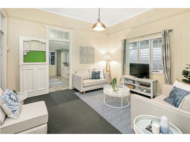 4 Grattan Terrace, Wynnum QLD 4178