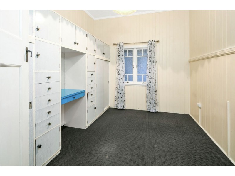4 Grattan Terrace, Wynnum QLD 4178