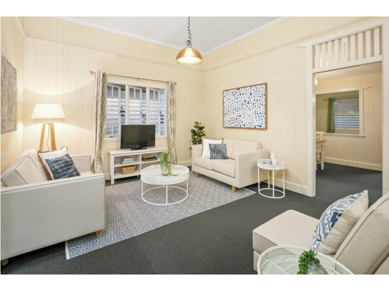 4 Grattan Terrace, Wynnum QLD 4178