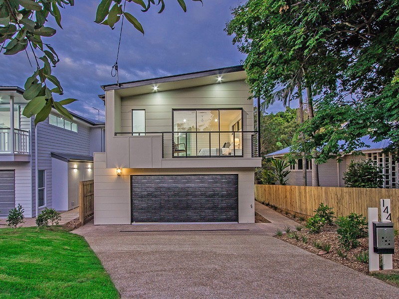 144 Kamarin Street, Manly West QLD 4179