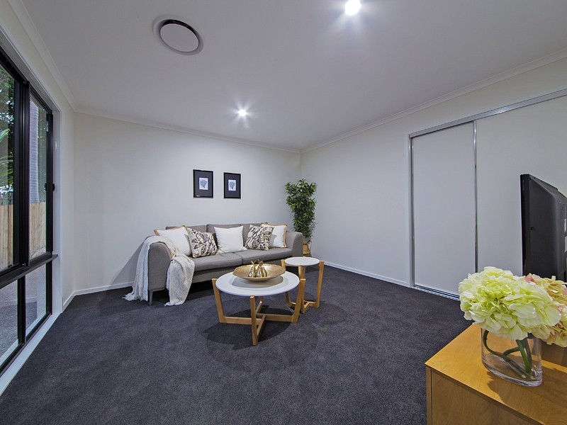 144 Kamarin Street, Manly West QLD 4179