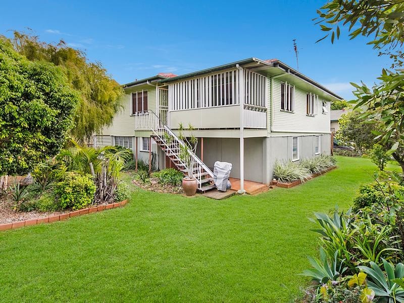 17 Attey St, Manly West QLD 4179