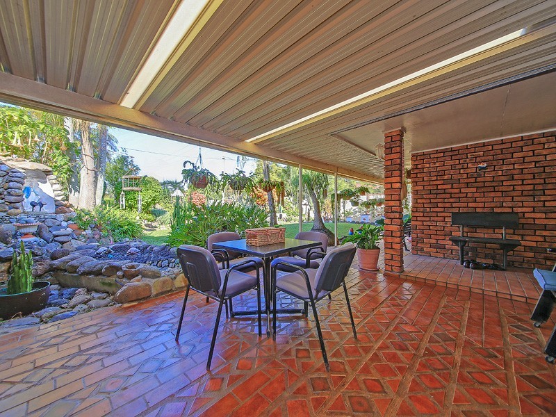 24 Morden Street, Birkdale QLD 4159