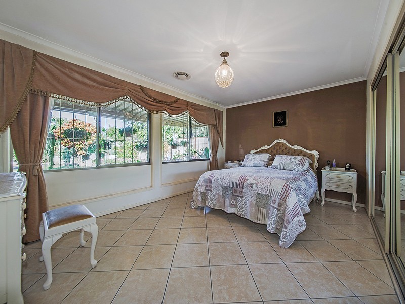 24 Morden Street, Birkdale QLD 4159