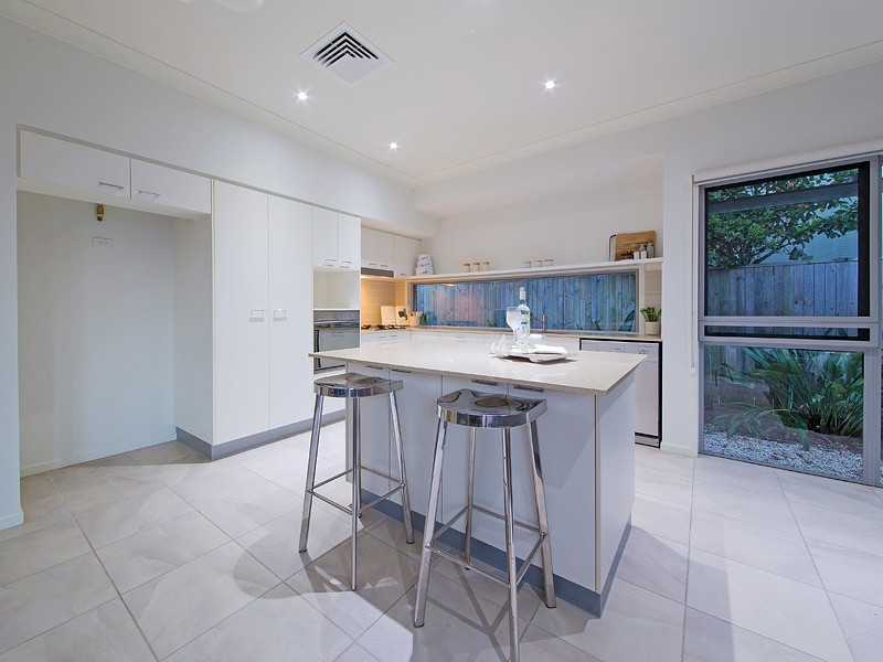 72 Moss Road, Wakerley QLD 4154