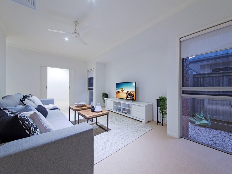 72 Moss Road, Wakerley QLD 4154