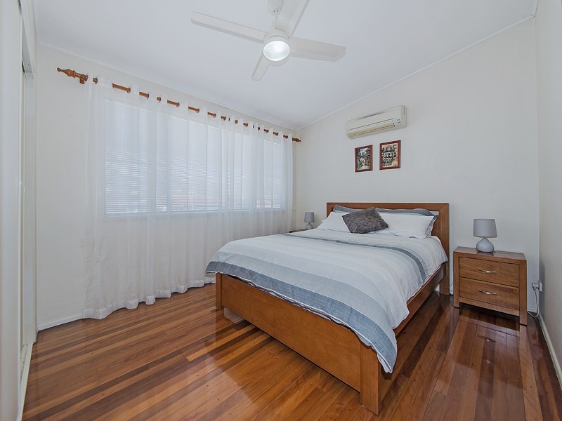 9 Meadowview Street, Tingalpa QLD 4173