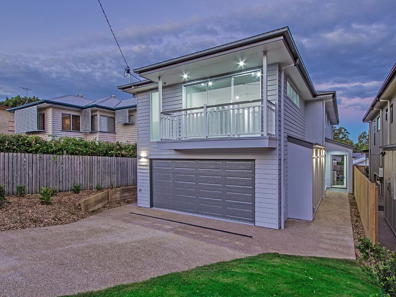 142 Kamarin Street, Manly West QLD 4179