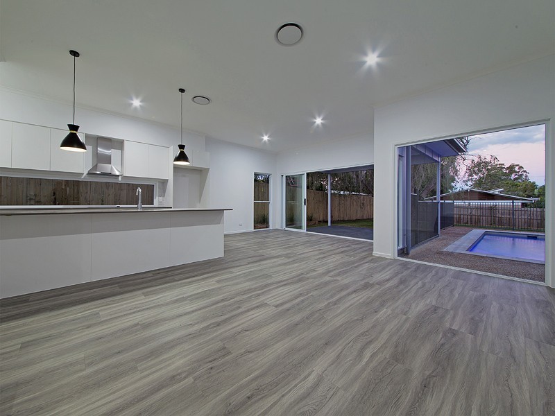 142 Kamarin Street, Manly West QLD 4179