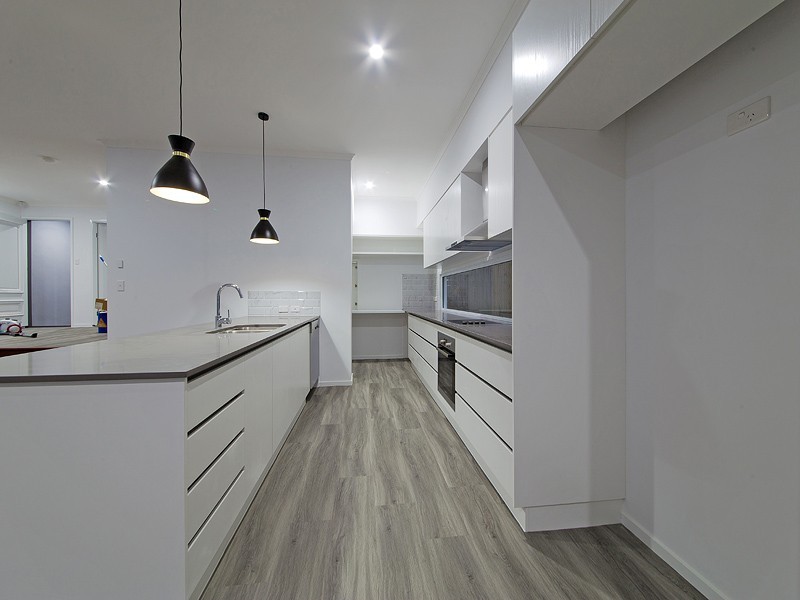 142 Kamarin Street, Manly West QLD 4179
