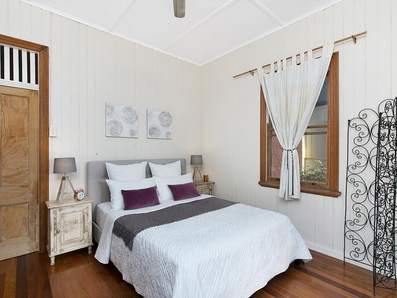 22 Chestnut St, Wynnum QLD 4178