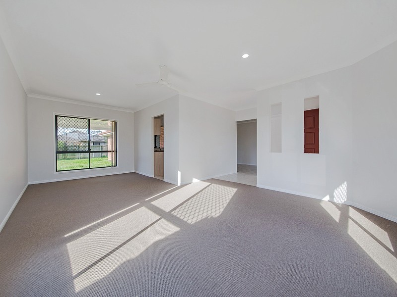 19 Summerhill Street, Victoria Point QLD 4165