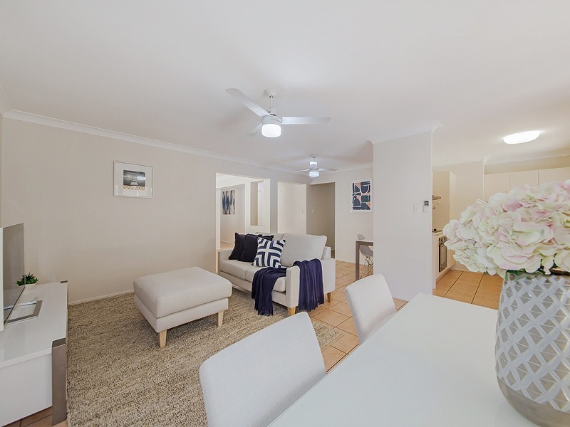 106 Hargreaves Road, Manly West QLD 4179