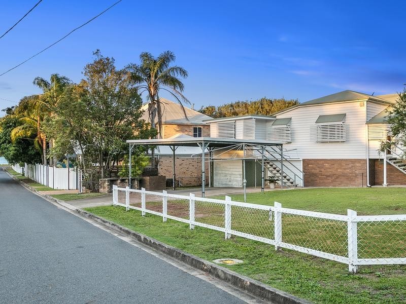 4 Grattan Tce, Wynnum QLD 4178
