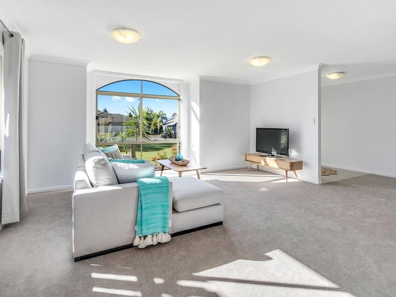4 Brighton Ct, Wakerley QLD 4154