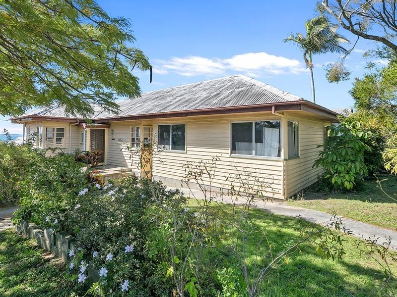 96 Carlton Terrace, Manly QLD 4179