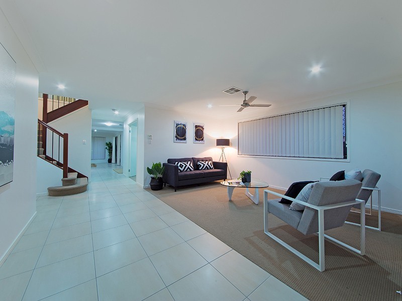 9 Higgs Circuit, Wynnum West QLD 4178