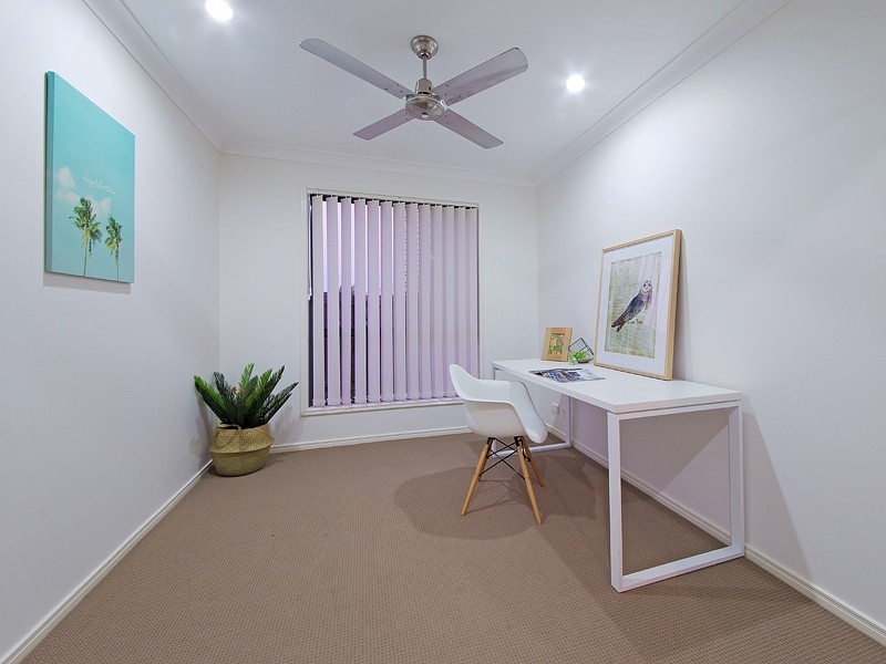 9 Higgs Circuit, Wynnum West QLD 4178