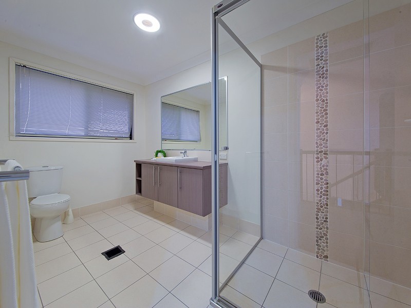 9 Higgs Circuit, Wynnum West QLD 4178