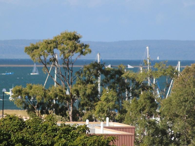 156 Kingsley Tce, Manly QLD 4179