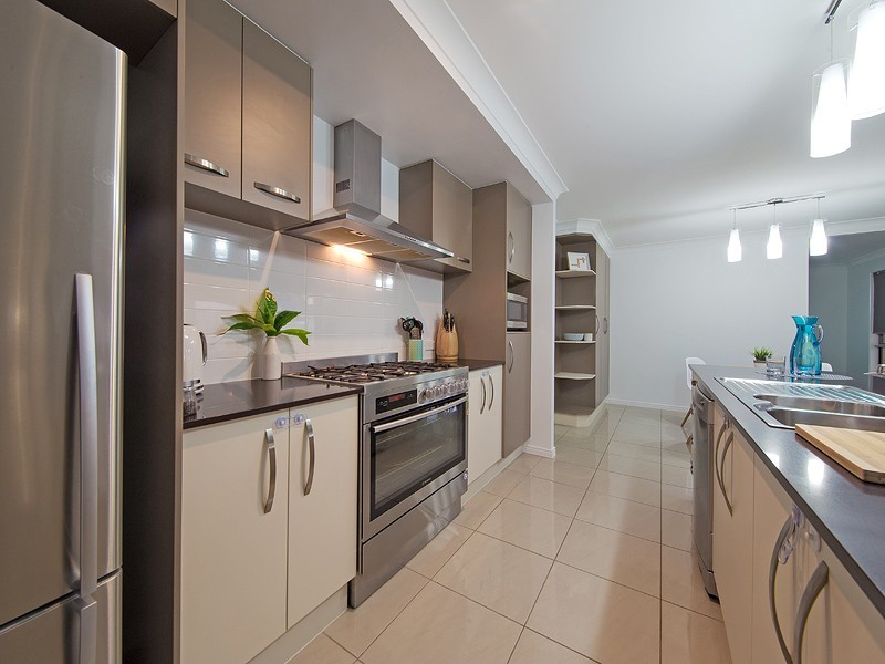 1 Ribblesdale Place, Gumdale QLD 4154