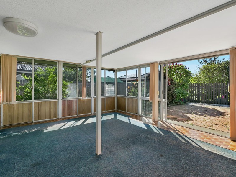 98 Randall Rd, Wynnum West QLD 4178