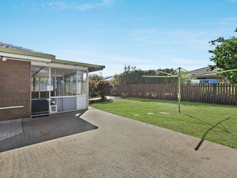 98 Randall Rd, Wynnum West QLD 4178