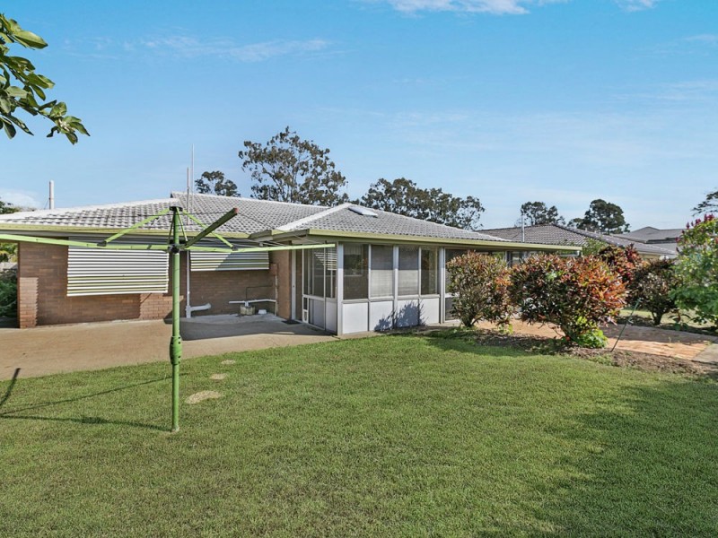 98 Randall Rd, Wynnum West QLD 4178