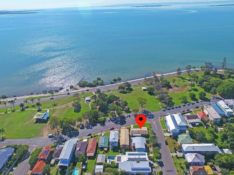 319 Upper Esplanade, Manly QLD 4179